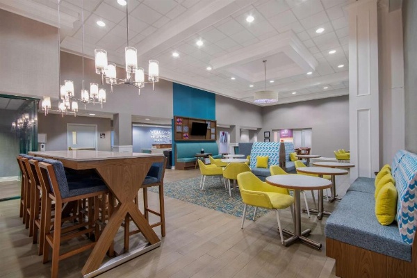 Hampton Inn By Hilton East Aurora image 19